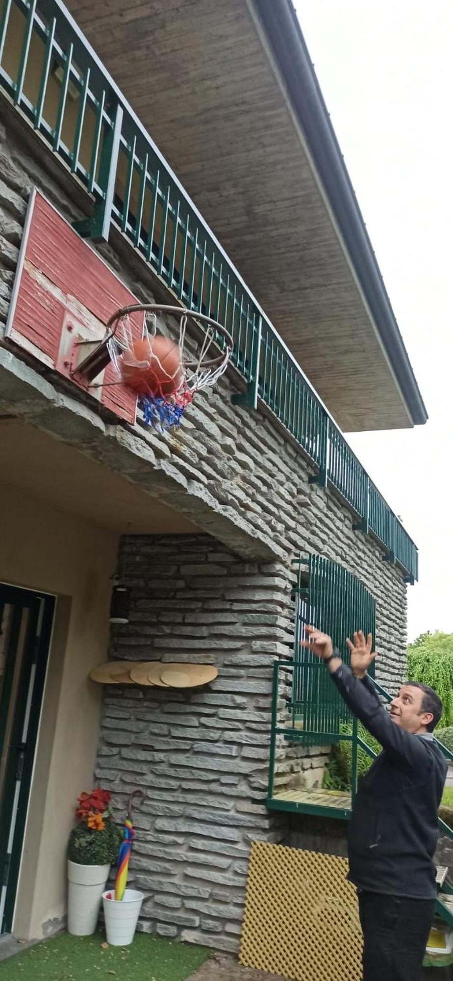 Lukas Home Con Il Cuore Appartamento 3 Camere Al Piano Terra E Appartamento 1 Camera In Taverna Merone Bagian luar foto