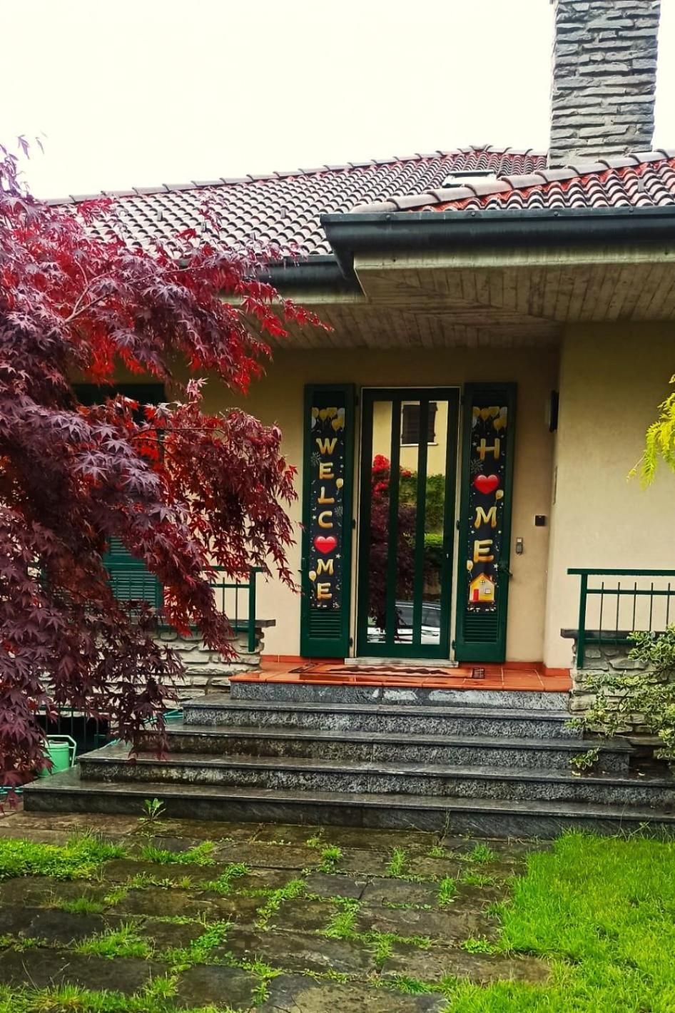 Lukas Home Con Il Cuore Appartamento 3 Camere Al Piano Terra E Appartamento 1 Camera In Taverna Merone Bagian luar foto